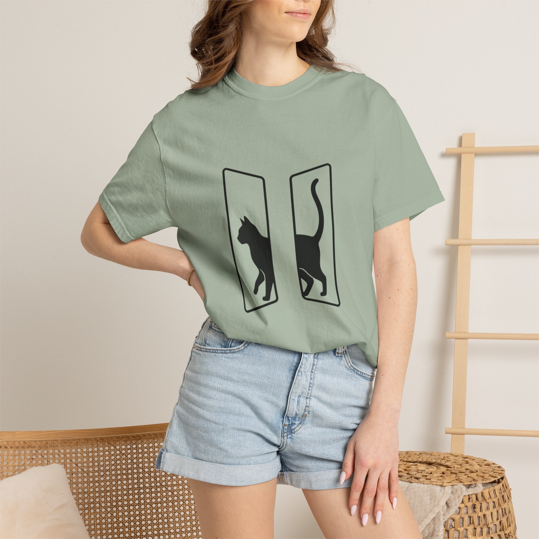 Minimalist Split Black Cat T-Shirt