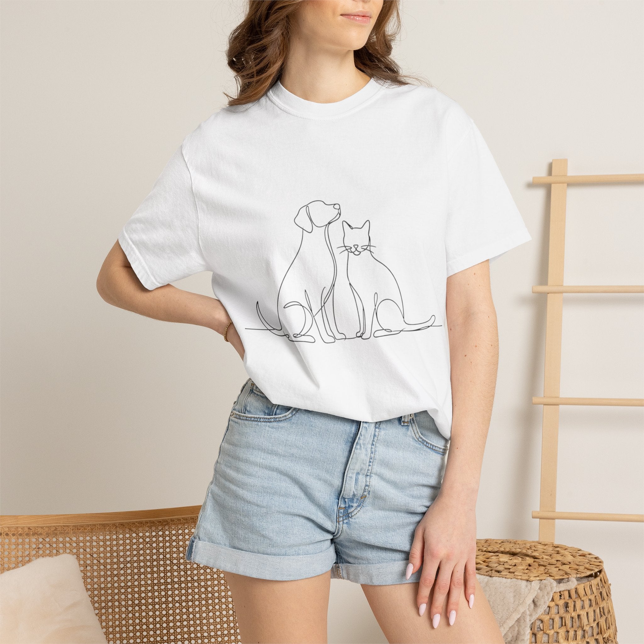 Minimal Single-Line Dog & Cat T-Shirt — Scandinavian Minimalist Pet Art