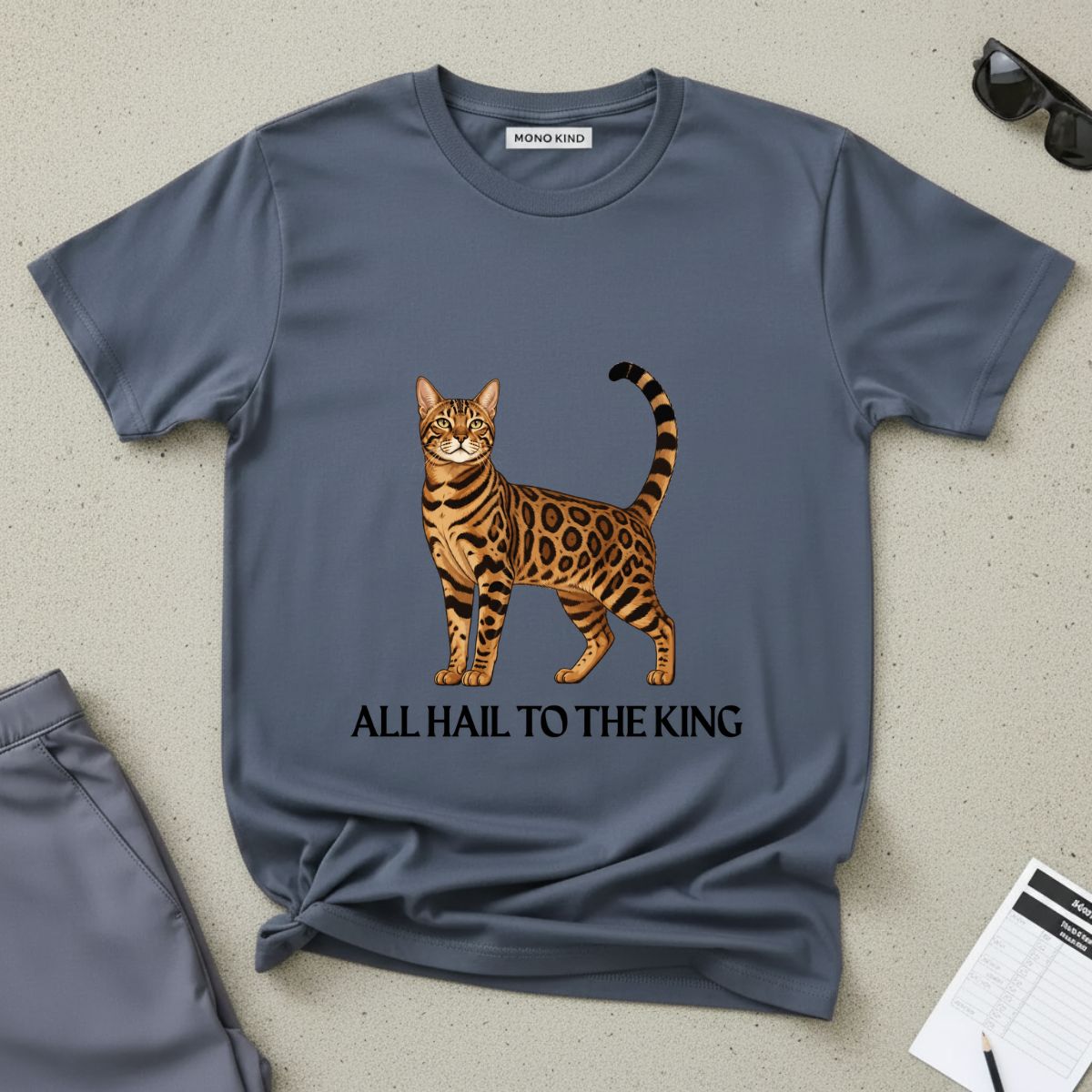 'All Hail to the King' Bengal Cat Graphic Tee