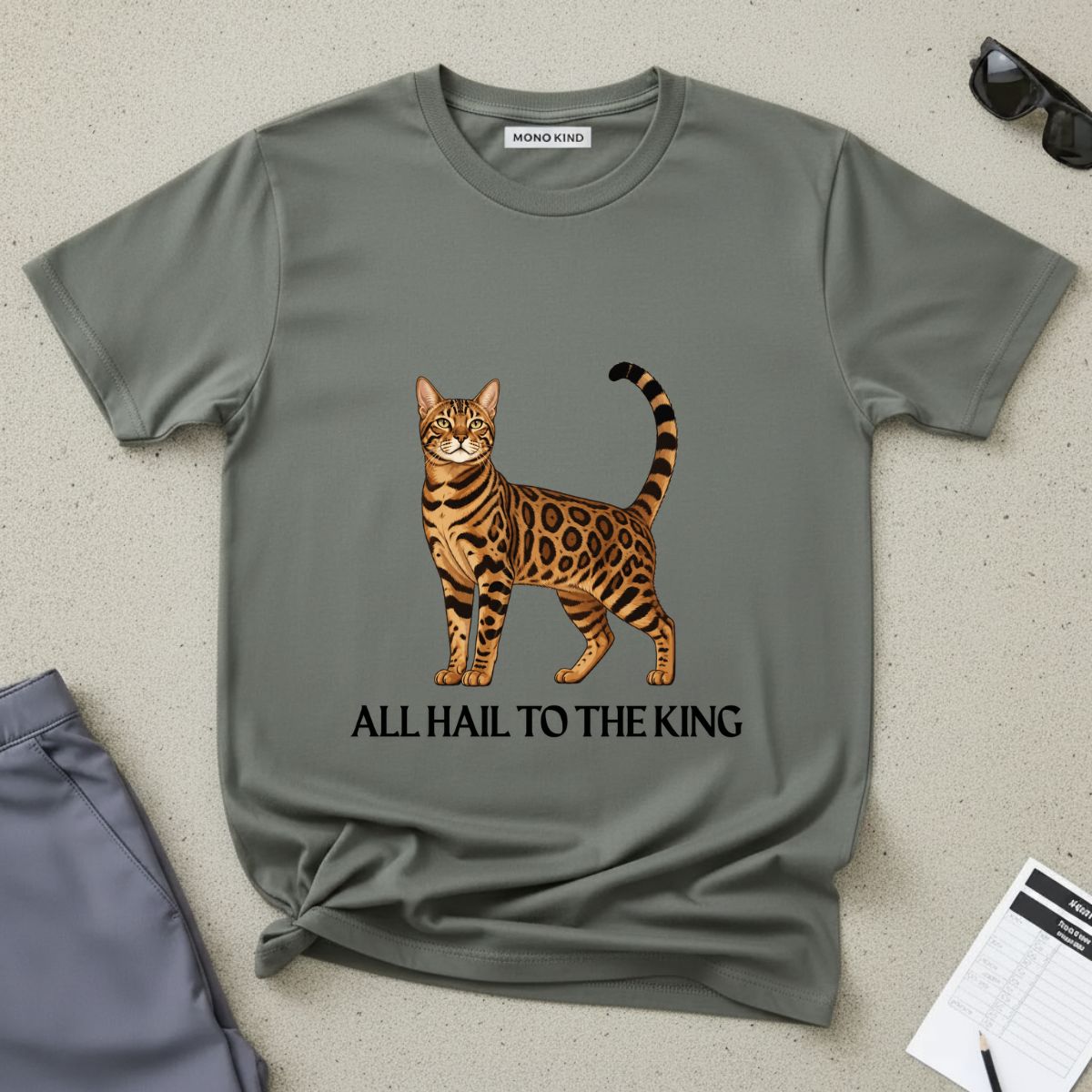 'All Hail to the King' Bengal Cat Graphic Tee