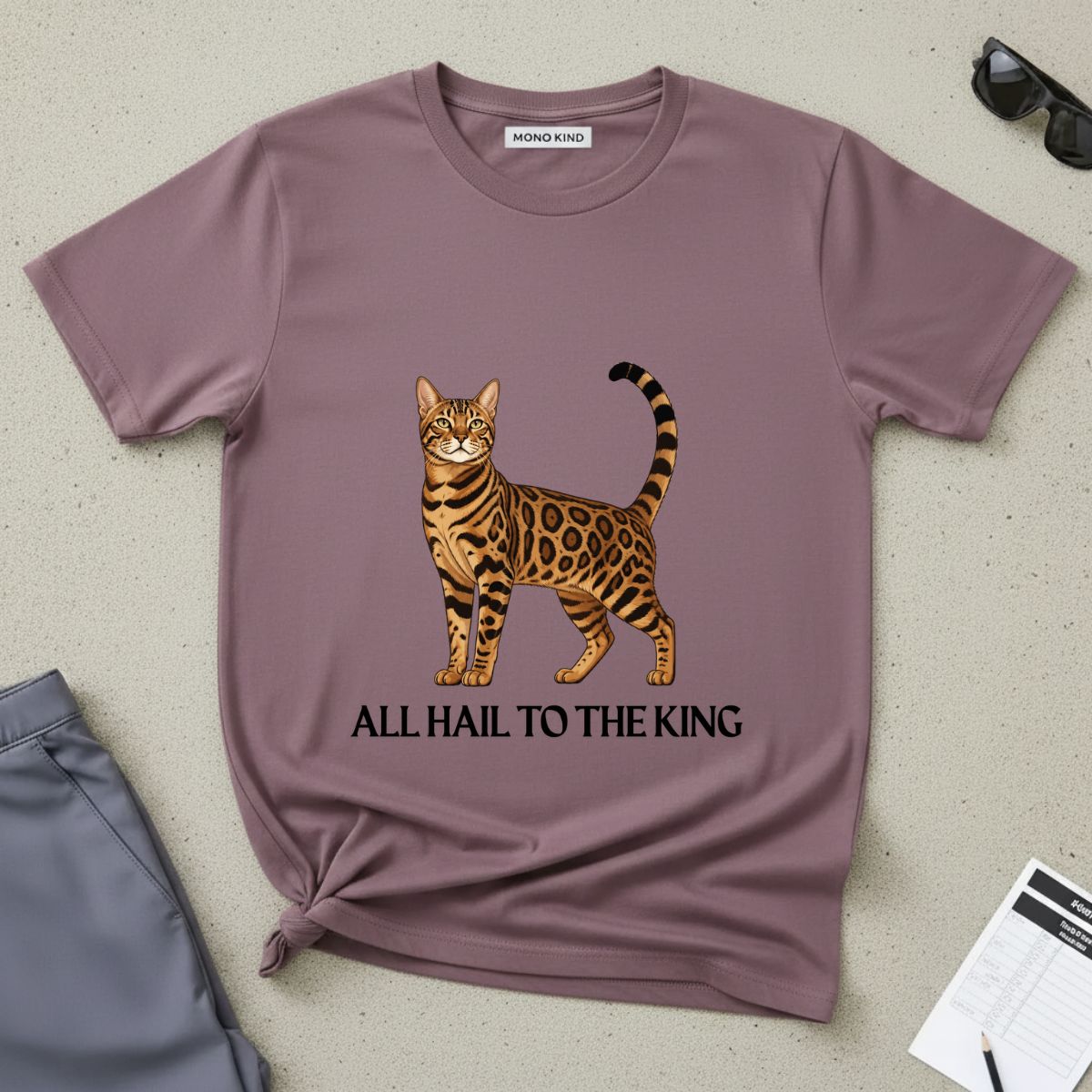 'All Hail to the King' Bengal Cat Graphic Tee
