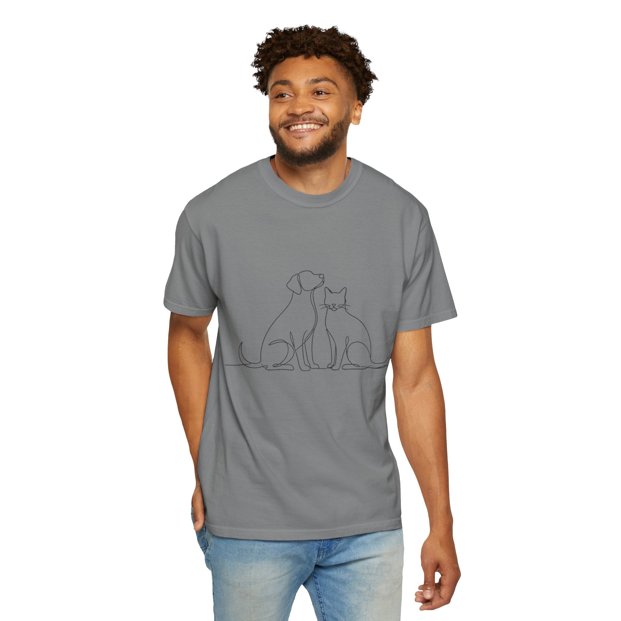 Minimal Single-Line Dog & Cat T-Shirt — Scandinavian Minimalist Pet Art