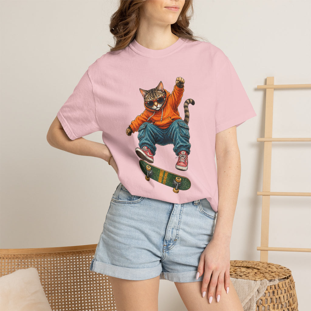 Skateboard Tabby Cat T-Shirt — Streetwear Skateboarder Graphic
