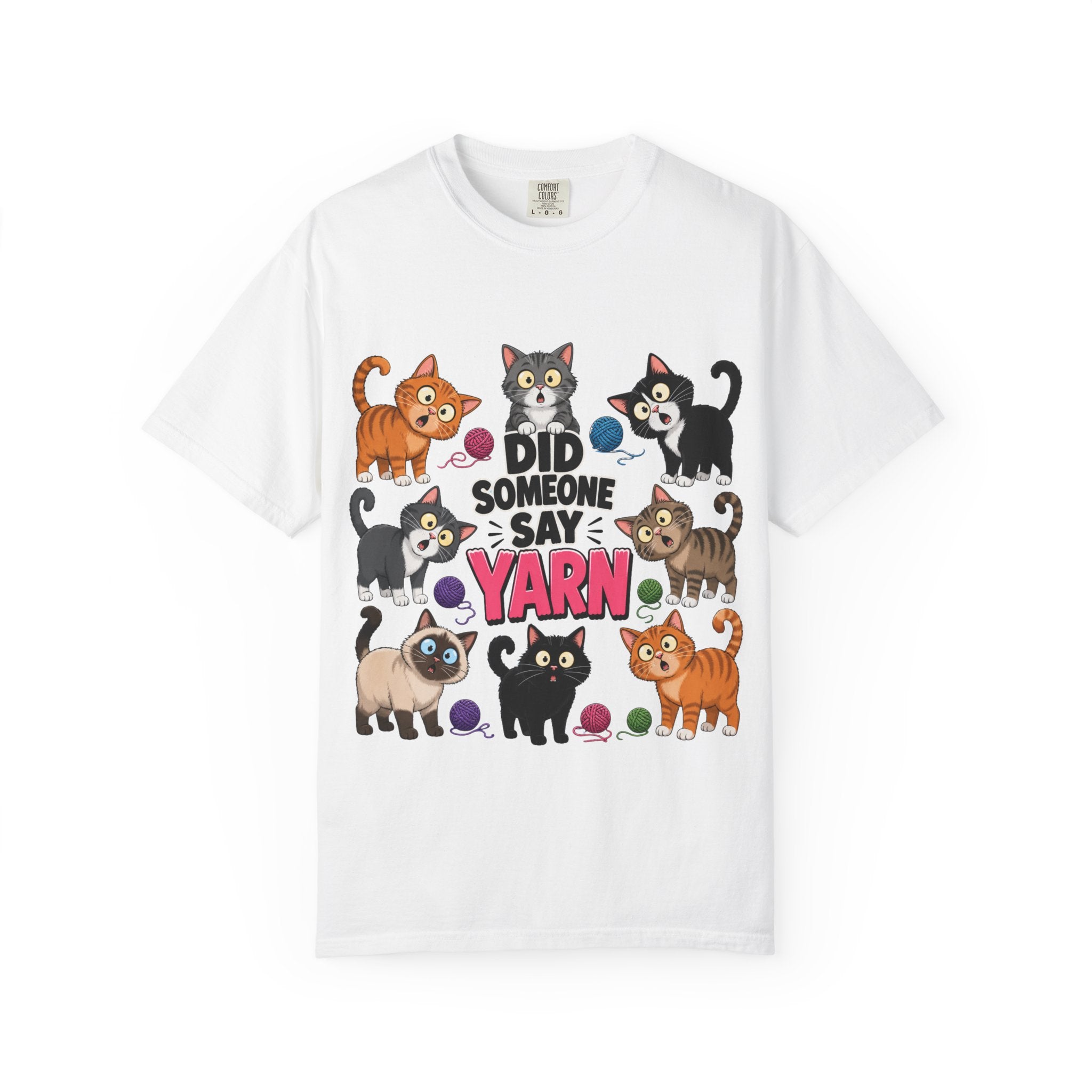 DID SOMEONE SAY YARN? Kittens Graphic T-Shirt