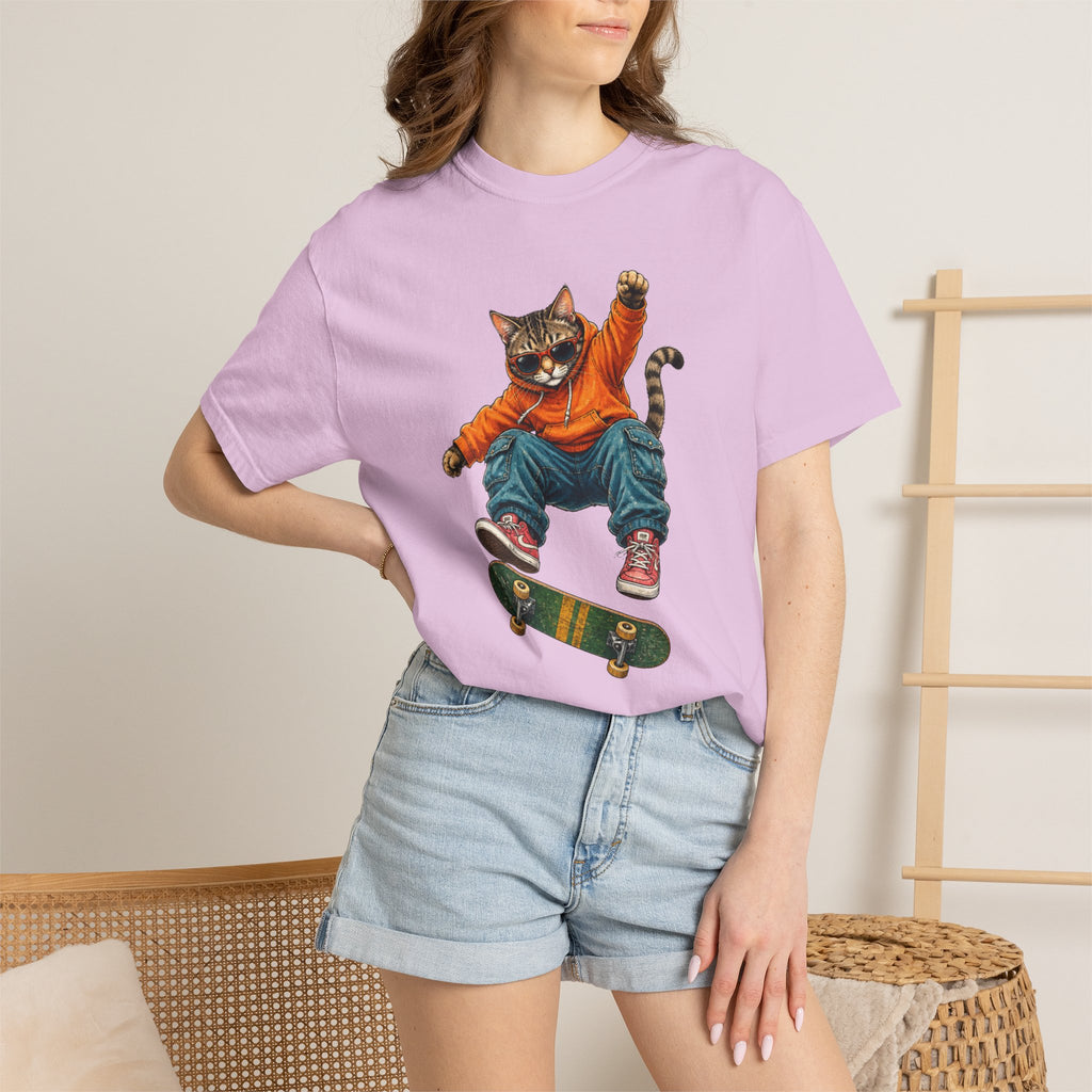 Skateboard Tabby Cat T-Shirt — Streetwear Skateboarder Graphic