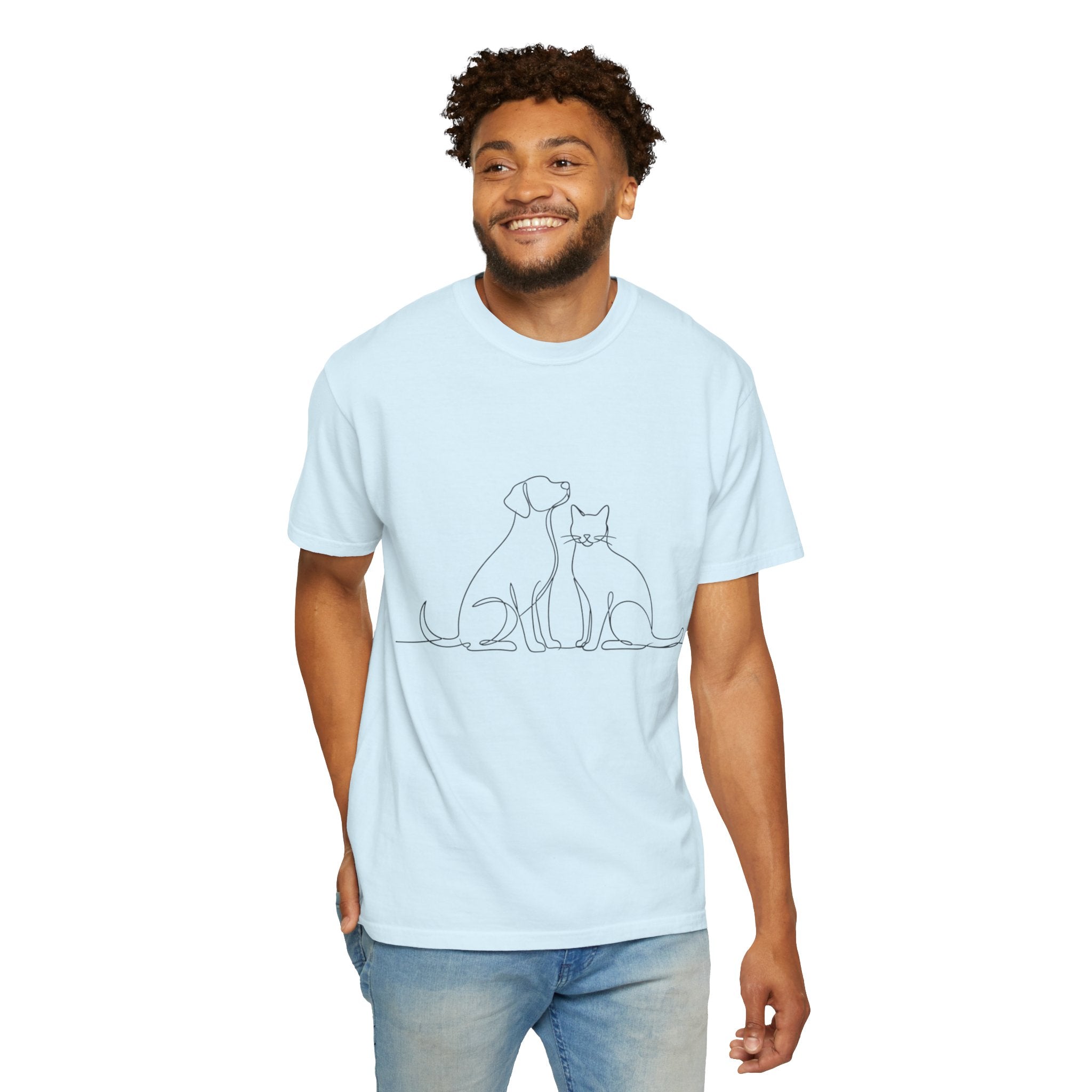 Minimal Single-Line Dog & Cat T-Shirt — Scandinavian Minimalist Pet Art
