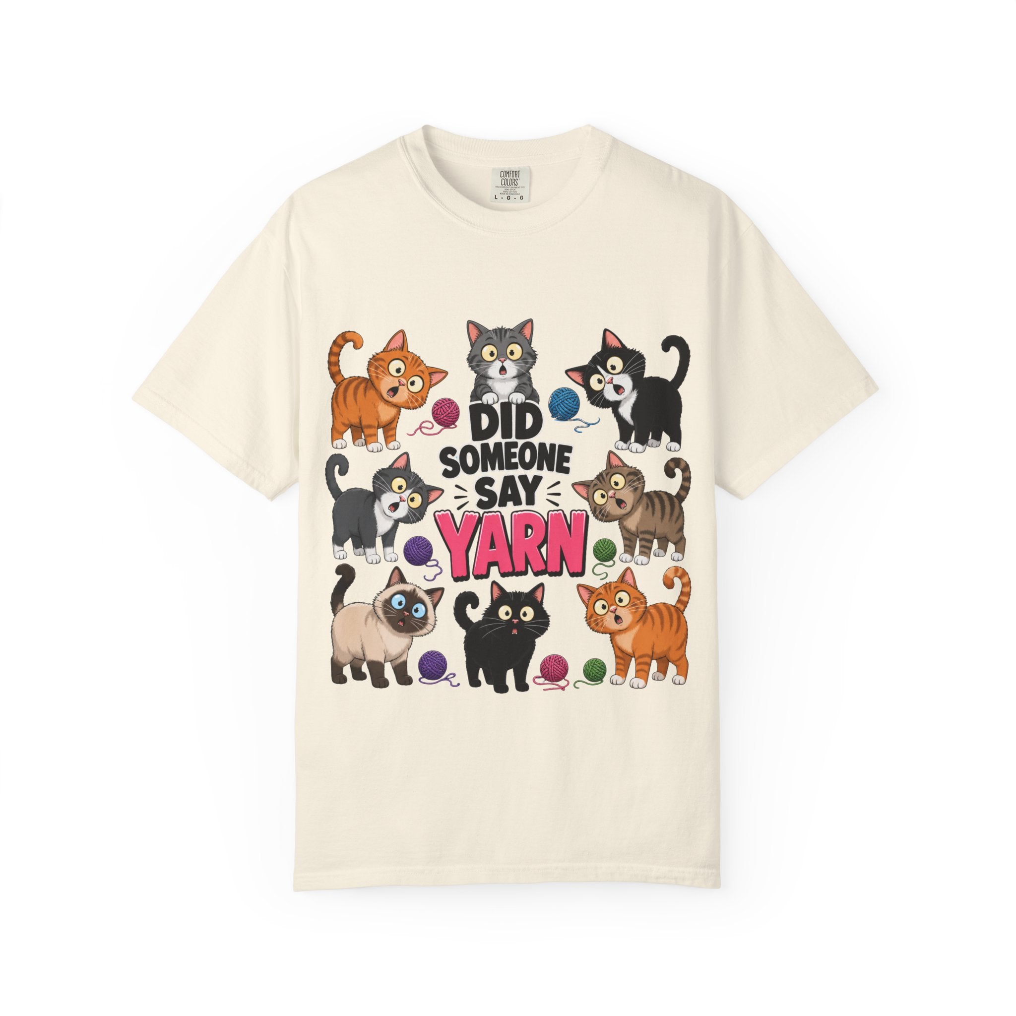 DID SOMEONE SAY YARN? Kittens Graphic T-Shirt
