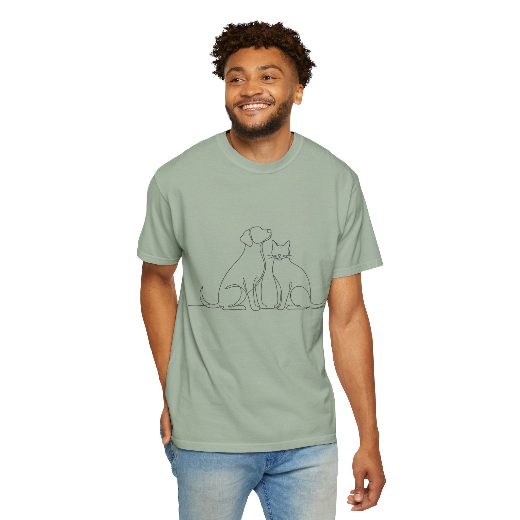 Minimal Single-Line Dog & Cat T-Shirt — Scandinavian Minimalist Pet Art