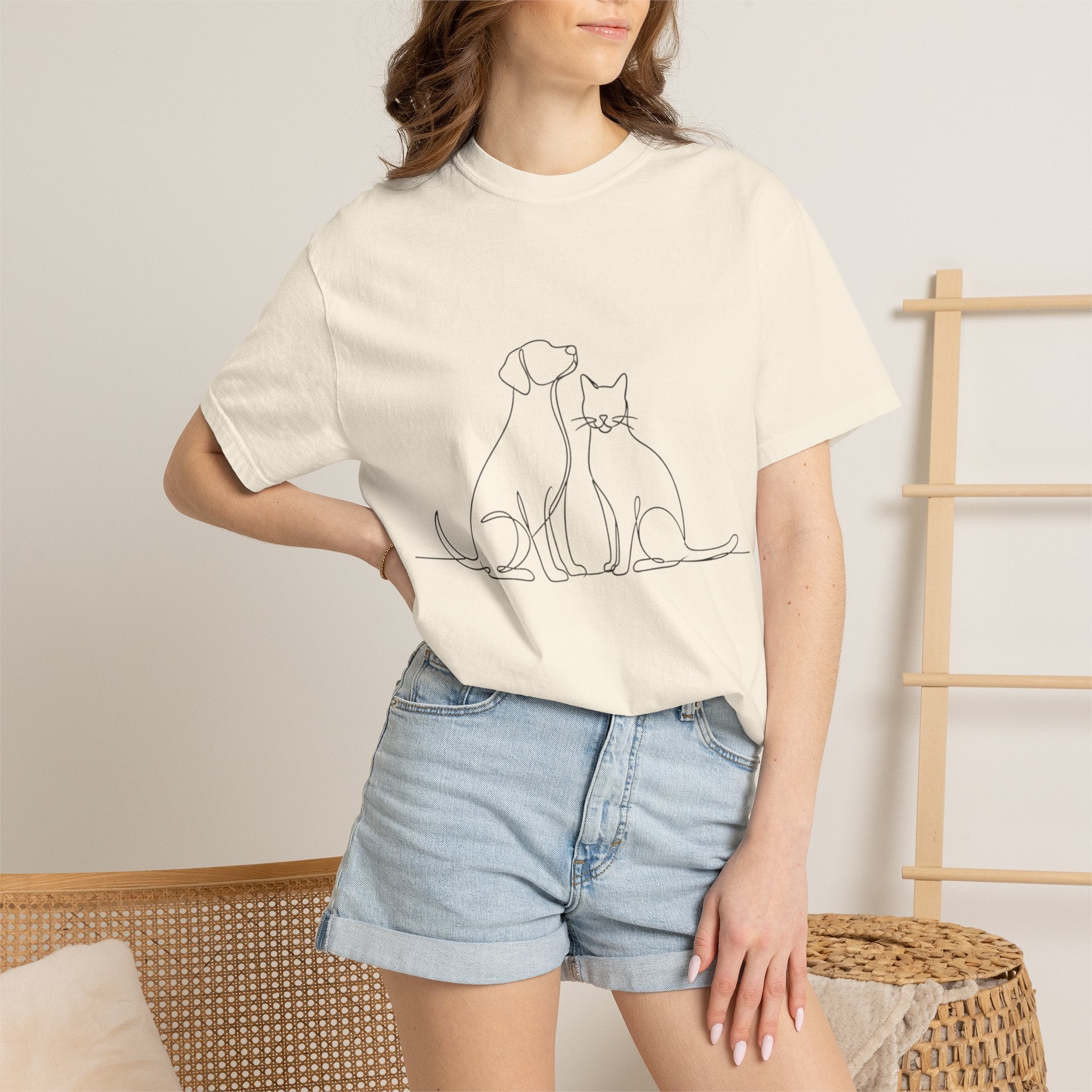 Minimal Single-Line Dog & Cat T-Shirt — Scandinavian Minimalist Pet Art
